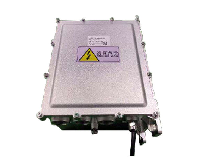 IP67 2 In 1 Automotive PDU with 30A Pre Charge